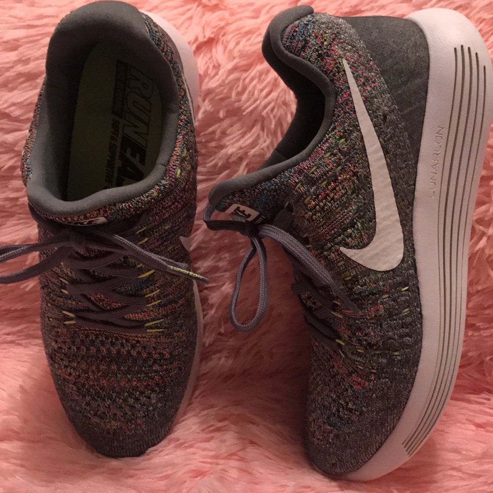 Womens Nike Lunarepic Low Flyknit 2 Running Shoes